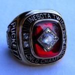 1991 World Series ring front view 1 1991 World Series ring - frontal view