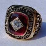 1991 World Series ring front view 2 1991 World Series ring - frontal view