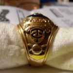 QUILICI WORLD SERIES RING 1 side view 1965 Frank Quilici AL Championship ring - side view
