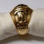 QUILICI WORLD SERIES RING 2 side view 1965 Frank Quilici AL Championship ring - side view