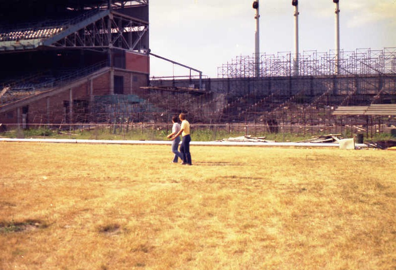 Two unidentified explorers wandering in left field